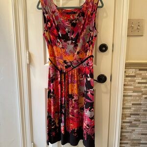 Zoos multi colored sleeveless dress. Knee length